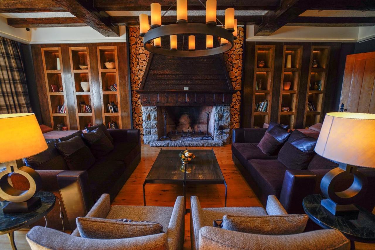 Llao Llao Resort, Golf-Spa San Carlos de Bariloche Exterior photo The Library at the Hotel